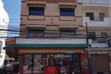 4 Bedroom Townhouse for sale in Na Kluea, Chonburi