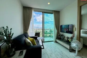 1 Bedroom Condo for sale in Na Kluea, Chonburi
