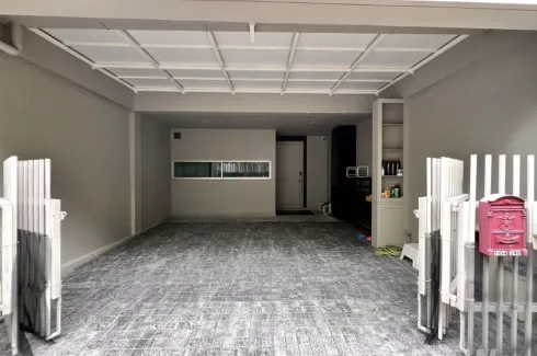 3 Bedroom House for rent in Noble Cube, Suan Luang, Bangkok near Airport Rail Link Ramkhamhaeng