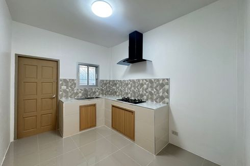 3 Bedroom Townhouse for sale in Chalong, Phuket