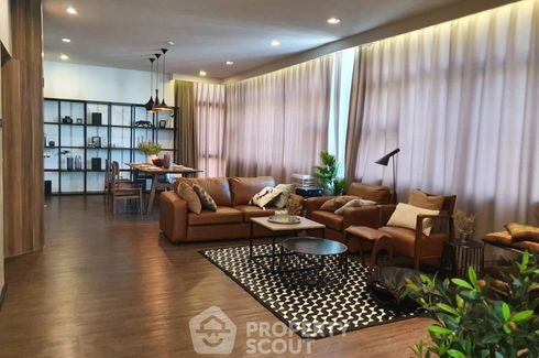 3 Bedroom Condo for rent in The Room BTS Wongwian Yai, Bang Lamphu Lang, Bangkok near BTS Wongwian Yai