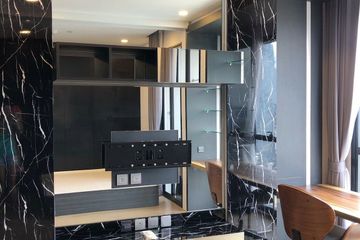 1 Bedroom Condo for sale in Si Phraya, Bangkok near MRT Sam Yan