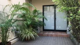 4 Bedroom Townhouse for rent in Khlong Tan Nuea, Bangkok