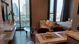 1 Bedroom Condo for rent in The Esse at Singha Complex, Bang Kapi, Bangkok near MRT Phetchaburi