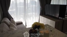 2 Bedroom Condo for rent in The Lofts Silom,  near BTS Surasak