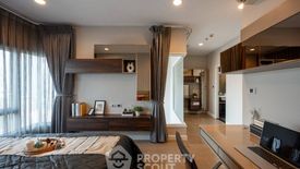 2 Bedroom Condo for sale in The Crest Sukhumvit 34, Khlong Tan, Bangkok near BTS Thong Lo