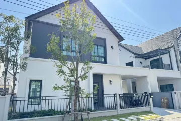 3 Bedroom House for rent in Centro Bangna, Bang Kaeo, Samut Prakan