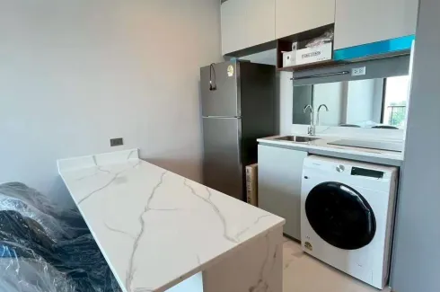 1 Bedroom Condo for rent in Arise Charoen Mueang, 