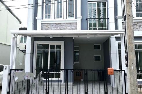 3 Bedroom Townhouse for rent in Golden Town Chiangmai - Kad Ruamchok, 