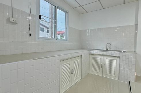 4 Bedroom House for sale in 