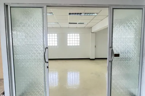 Office for rent in MT&T Building, Phra Khanong Nuea, Bangkok near BTS Phra Khanong