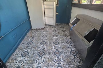 Commercial for rent in Chong Nonsi, Bangkok