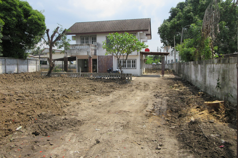 3 Bedroom House for sale in Taling Chan, Bangkok