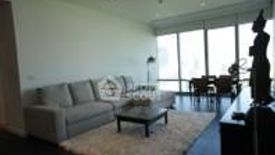2 Bedroom Condo for rent in 185 Rajadamri,  near BTS Ratchadamri