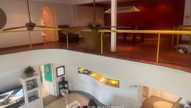 3 Bedroom Condo for sale in Siam Oriental Star condo, 