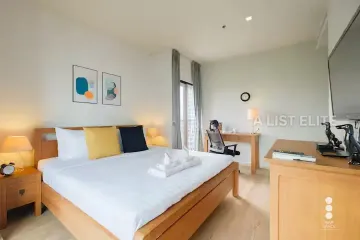 2 Bedroom Condo for sale in Khlong Tan, Bangkok near BTS Phrom Phong