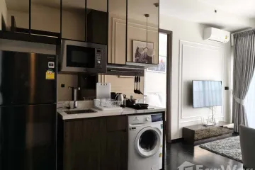 1 Bedroom Condo for rent in Park Origin Thonglor, 