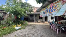 2 Bedroom House for sale in Ban Na, Phichit