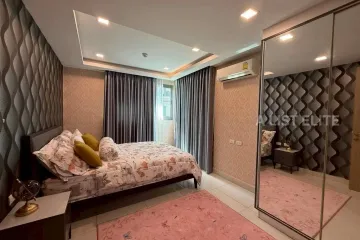 2 Bedroom Condo for sale in Arcadia Beach Continental, Nong Prue, Chonburi