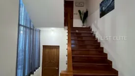 5 Bedroom House for rent in 