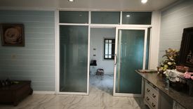 6 Bedroom House for sale in Phlapphla, Bangkok