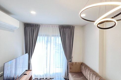 2 Bedroom Condo for rent in The Capital Ratchaprarop-Vibha, Sam Sen Nai, Bangkok near BTS Sanam Pao