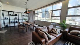 3 Bedroom Condo for rent in The Room BTS Wongwian Yai, Bang Lamphu Lang, Bangkok near BTS Wongwian Yai