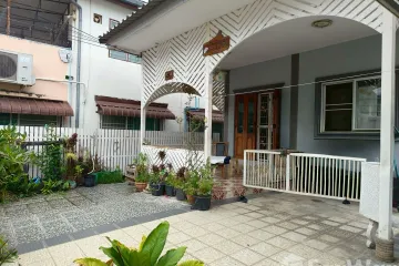 5 Bedroom House for sale in Si Phum, Chiang Mai
