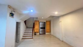 3 Bedroom Townhouse for sale in Baan Klang Muang Monte-Carlo, Lat Yao, Bangkok