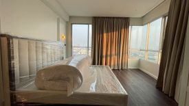 2 Bedroom Condo for sale in Supalai River Place, Bang Lamphu Lang, Bangkok near BTS Krung Thon Buri