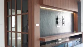 4 Bedroom House for sale in Khlong Song Ton Nun, Bangkok