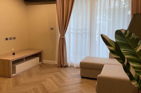 1 Bedroom Condo for rent in The Crest Sukhumvit 24, Khlong Tan, Bangkok near BTS Phrom Phong