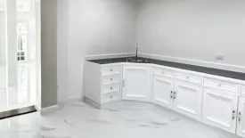 4 Bedroom House for sale in Yenakart Residence, Chong Nonsi, Bangkok near MRT Khlong Toei