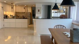 3 Bedroom Condo for rent in Sukhumvit Casa, Khlong Toei, Bangkok near BTS Nana