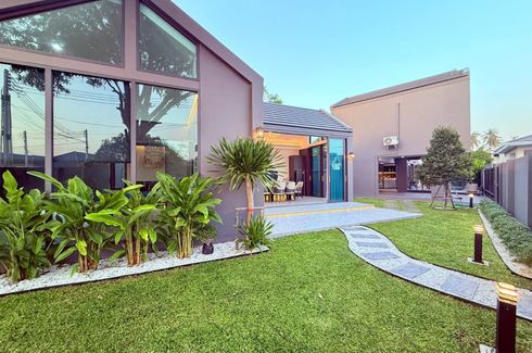 4 Bedroom Villa for sale in The Hamlet, Nong Bon, Bangkok near MRT Si Udom