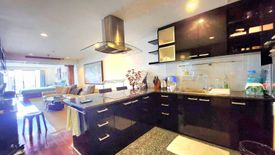 Condo for sale in Nusa State Tower Condominium, Silom, Bangkok near BTS Surasak