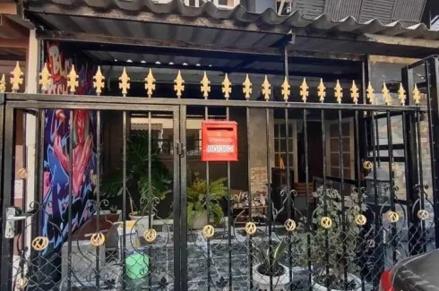 4 Bedroom Townhouse for sale in Baan Pruksa 4, Lan Tak Fa, Nakhon Pathom