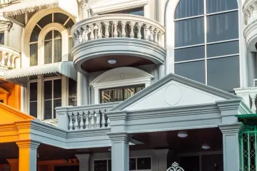 4 Bedroom Townhouse for rent in Chong Nonsi, Bangkok near MRT Khlong Toei