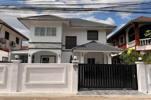 4 Bedroom Villa for rent in Grand Tanyawan Home, Nong Prue, Chonburi