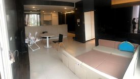 2 Bedroom Condo for sale in MANHATTAN CHIDLOM, Lumpini, Bangkok near MRT Ratchaprarop