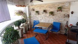 1 Bedroom Condo for sale in Nusa State Tower Condominium, Silom, Bangkok near BTS Surasak