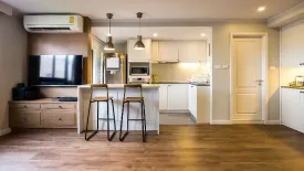 2 Bedroom Condo for sale in Lumpini Place Rama 4-Kluaynamthai, Phra Khanong, Bangkok near BTS Ekkamai