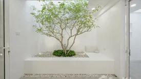 4 Bedroom House for sale in Khlong Tan Nuea, Bangkok