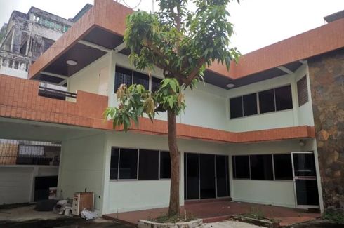 2 Bedroom House for sale in Yan Nawa, Bangkok