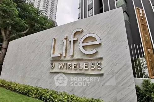 1 Bedroom Condo for sale in Life One Wireless, Lumpini, Bangkok near BTS Ploen Chit
