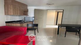 1 Bedroom Condo for sale in Ideo Sathorn - Taksin, Bang Lamphu Lang, Bangkok near BTS Krung Thon Buri