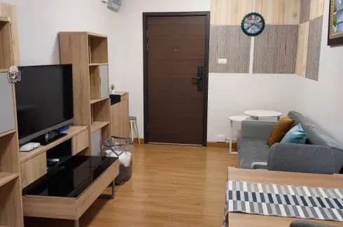1 Bedroom Condo for sale in Bang Talat, Nonthaburi near MRT Si Rat