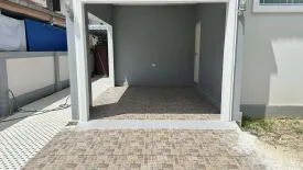 4 Bedroom House for rent in Pruksa Village 5 Wongwaen-Rattanathibet, Bang Mae Nang, Nonthaburi