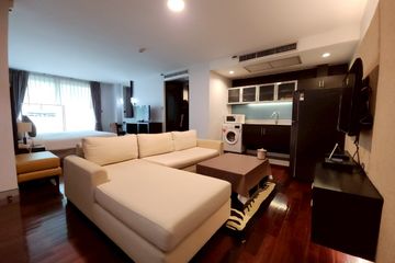 Condo for rent in Khlong Toei Nuea, Bangkok near MRT Sukhumvit