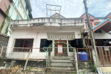 3 Bedroom Townhouse for sale in Ban Chang, Pathum Thani